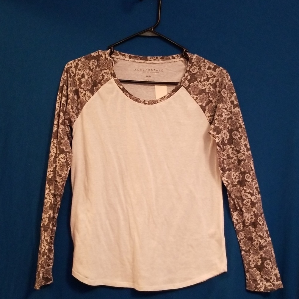 Aeropostale Raglan Long sleeve shirt